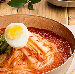 냉김치말이국수